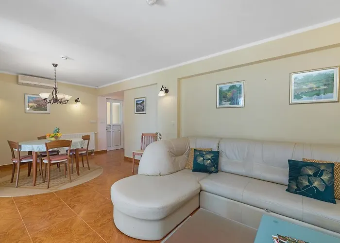 شقة Kaya Sukošan